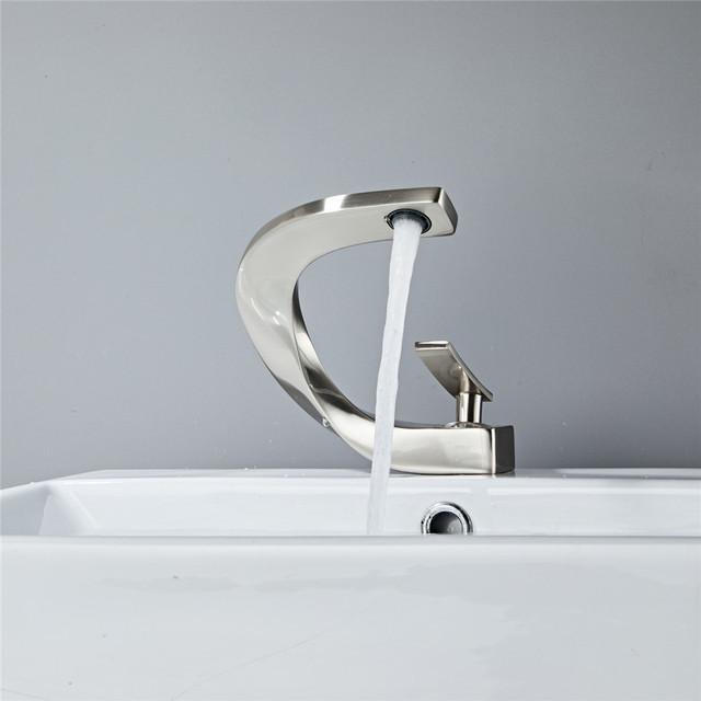 Tuqiu Bathroom Faucet Brass Gold White Bathroom Basin Faucet Cold Hot Water Mixer Sink Tap Deck Mounted White Rose Gold Tap
