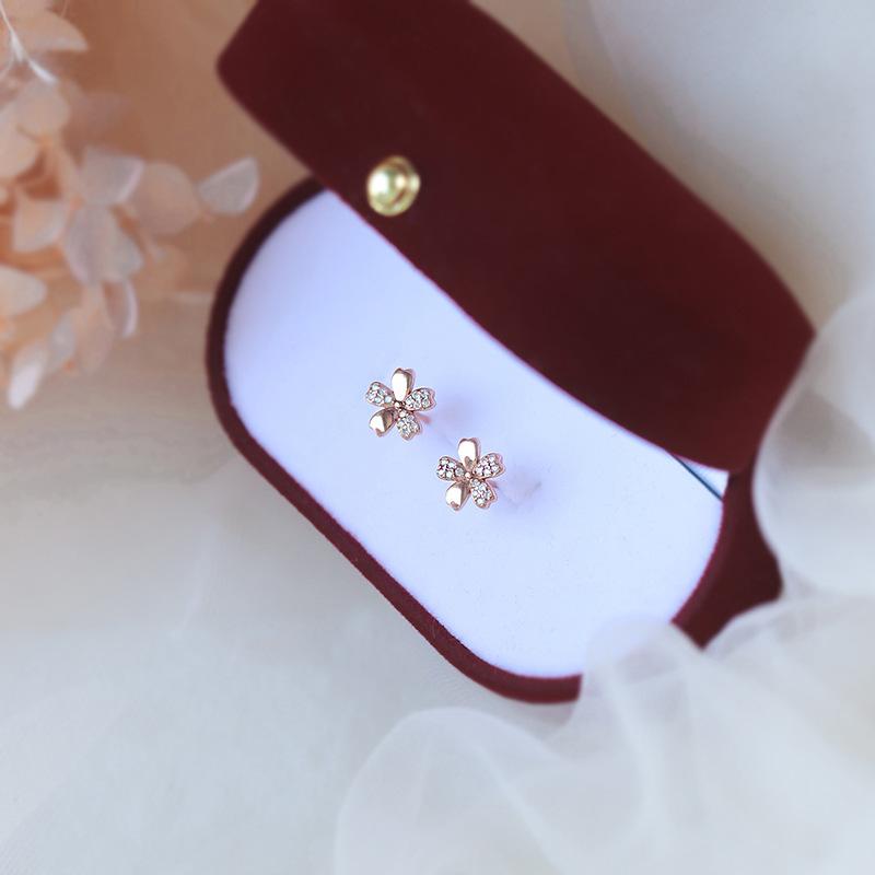 Серьги-гвоздики с цветком Женские летние серьги Niche Design Темпераментные серьги с цветущей вишней