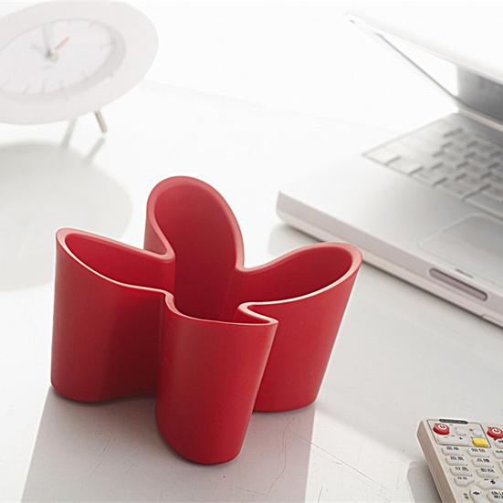 Коробка дистанционного управления, большая вместимость, четырехлистный клевер, четыре отделения, практичное, красивое хранилище для сортировки форм для спальни