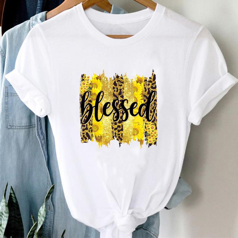 (Asian Size) Tee Top Fashion Love Letter Watercolor Flower T Shirt Women Print Lady Female Clothing Casual Short Sleeve Graphic T-shirt