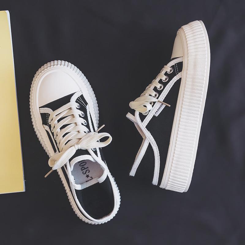 Весна и осень Новые маленькие белые туфли женские Step on The Heel Two Wear женские туфли на платформе студенческие парусиновые туфли на одну ногу полутапочки женские