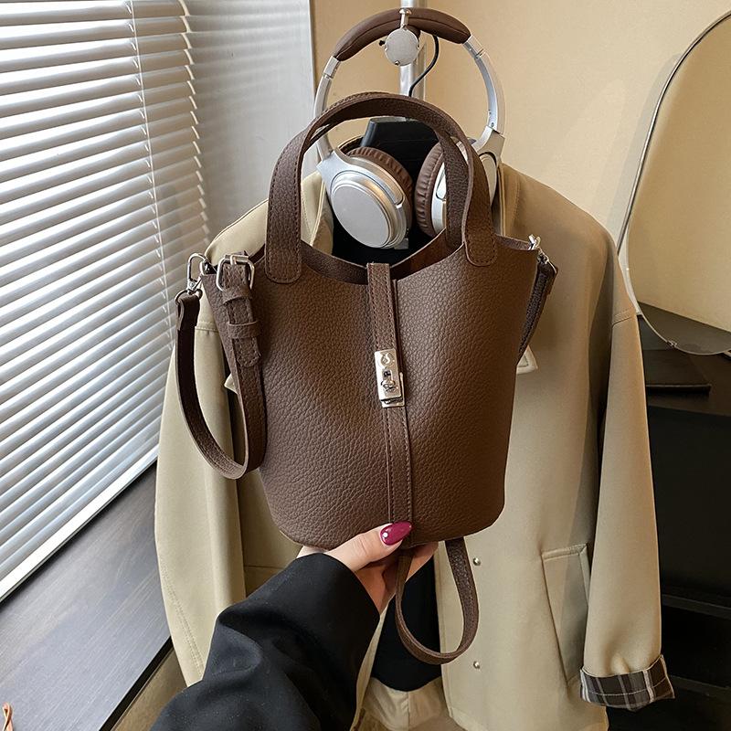 Винтажная маленькая сумка Maillard 2025 новая повседневная универсальная женская сумка-мессенджер изысканная ручная сумка-ведро для мамы