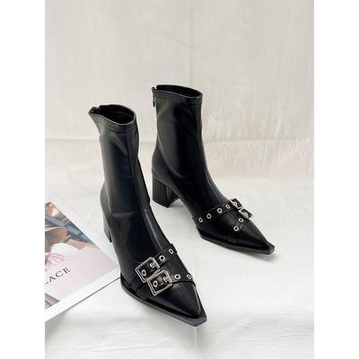 Женские кожаные ботильоны на массивном каблуке в европейском и американском стиле Осень/Зима 2025 с острым носком, пряжкой-ремнем, высоким каблуком и задней молнией.