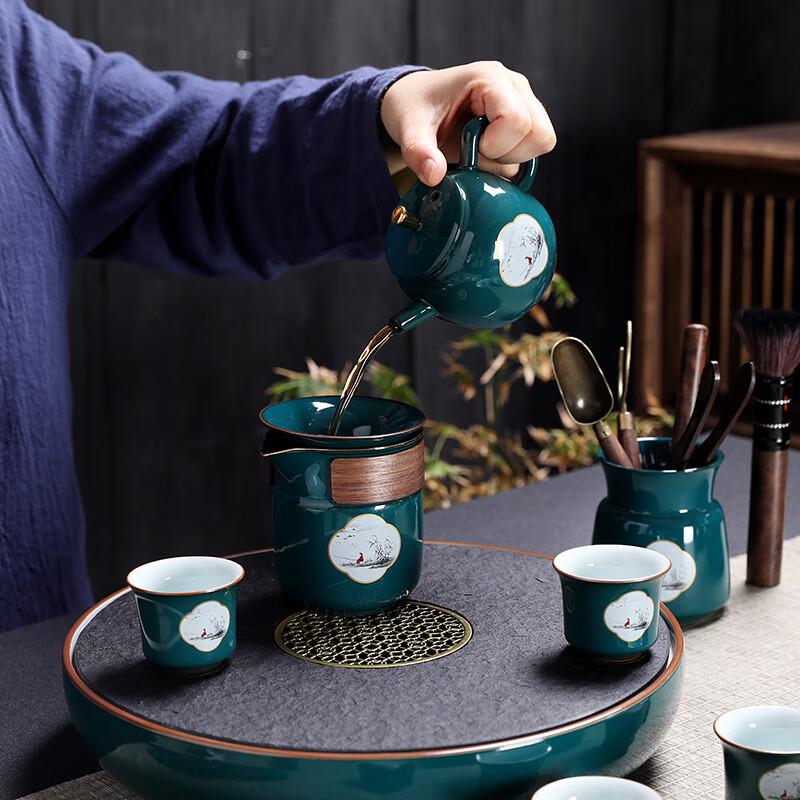 Minimalist Peacock Green Kung Fu Tea Set