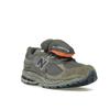 New Balance 2002R Pouch - Кроссовки унисекс Castle Grey Natural-Indigo M2002RVA