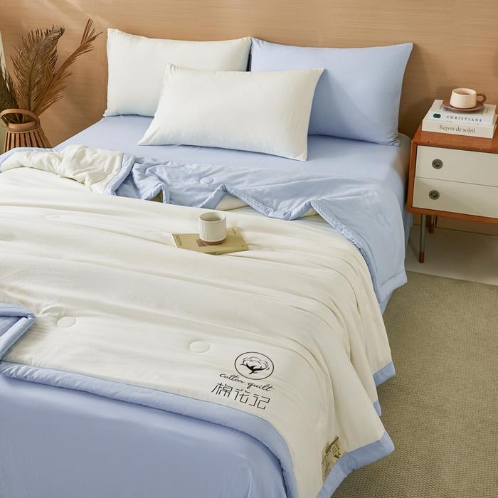 Double color matching Xinjiang cotton summer cool quilt