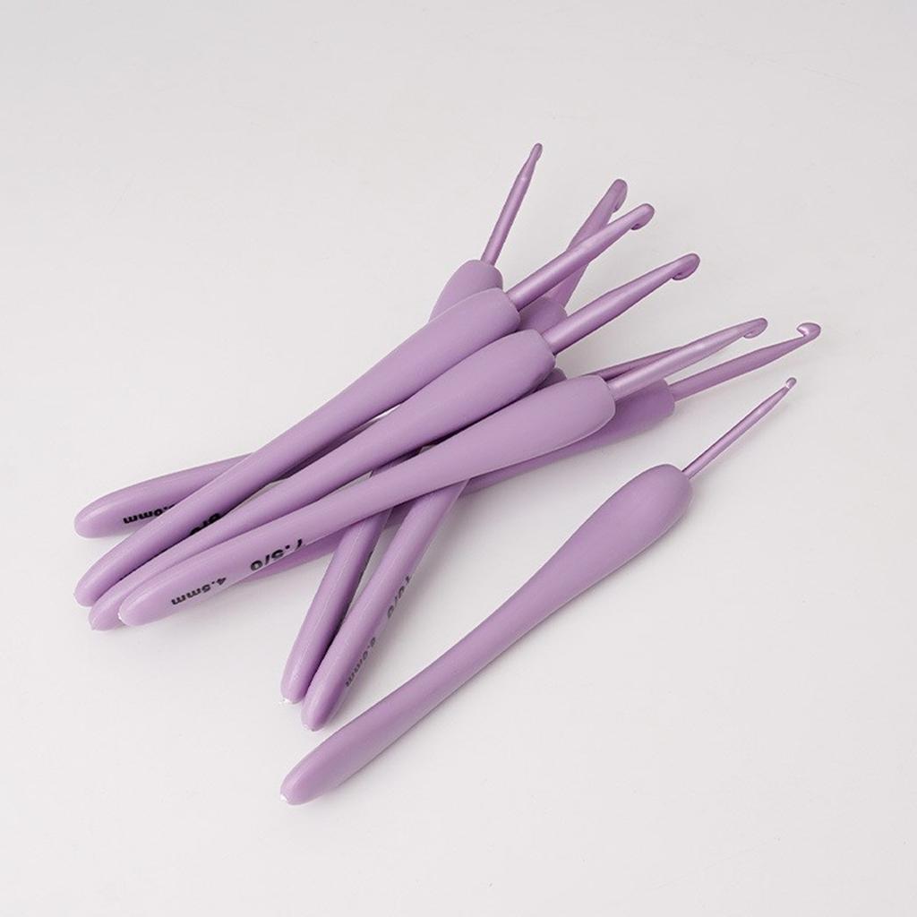 Набор из 8 крючков для вязания, пластиковые спицы, инструмент для вязания крючком из пряжи с эргономичной ручкой и алюминиевым наконечником