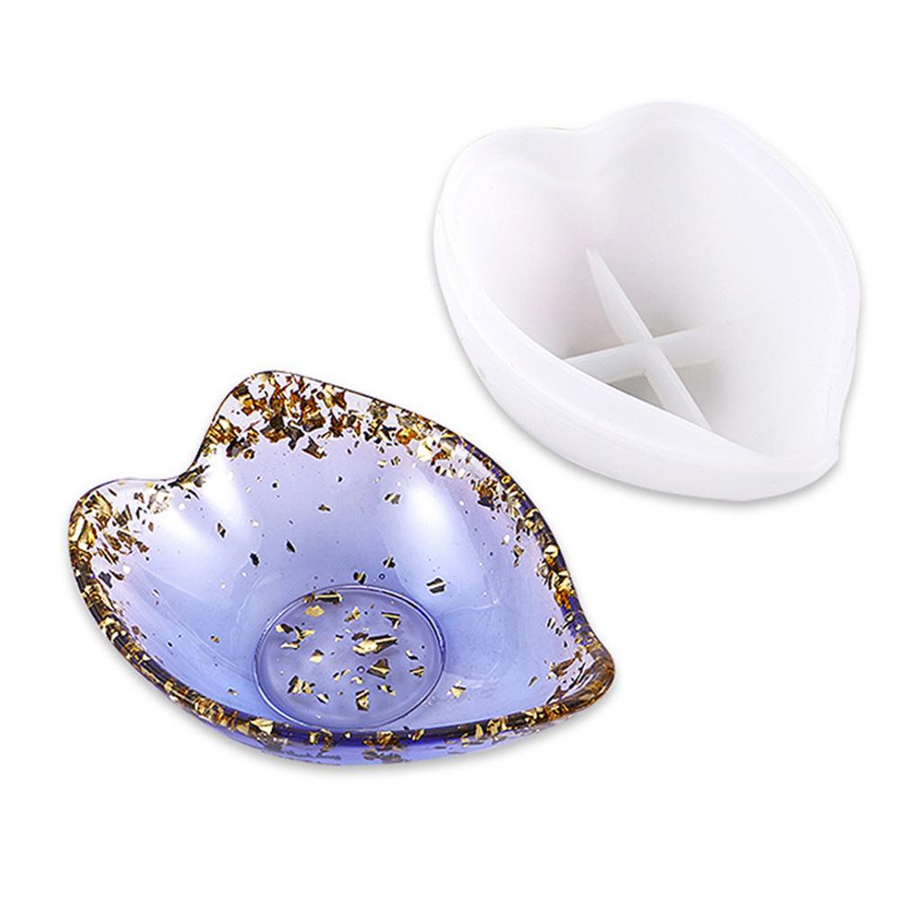 Crystal Epoxy Mould Heart Plate Tray Silicone Mold Desktop Ornaments Casting Mold Heart Shape Candy Dish Resin Mold