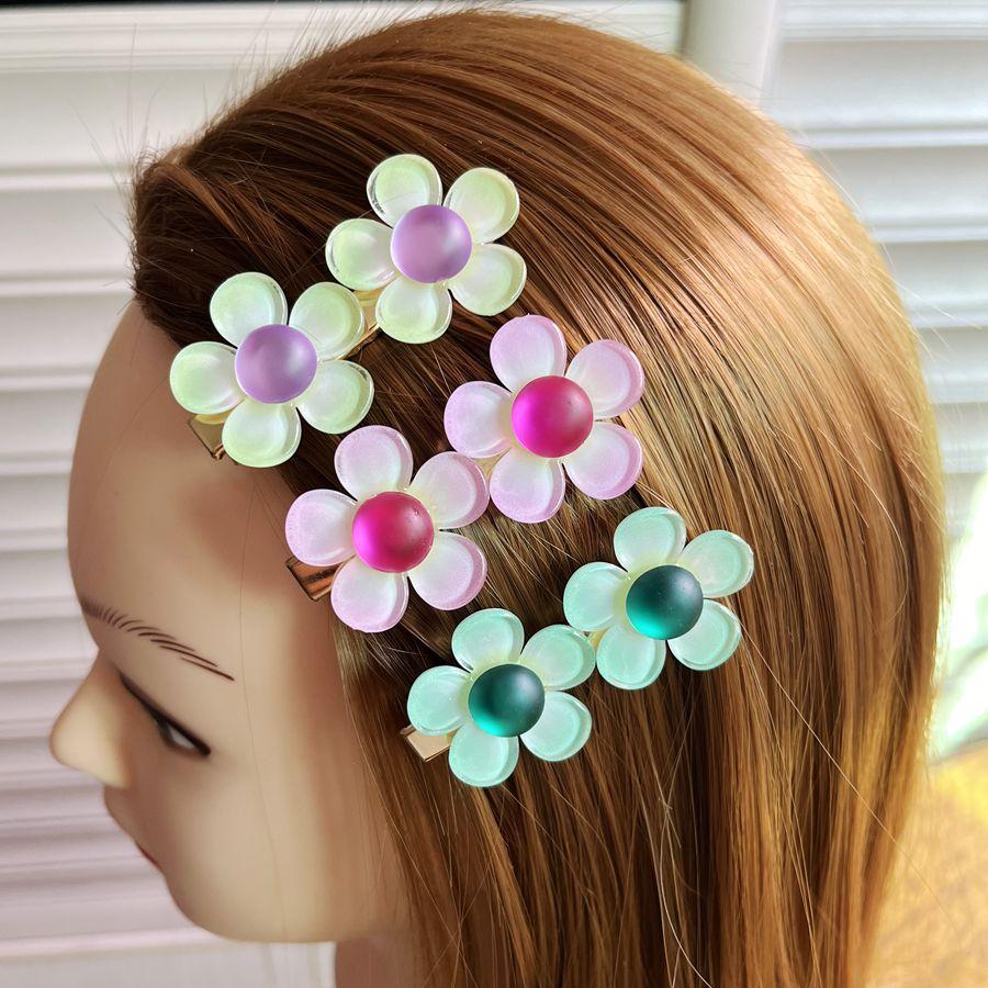Beautiful flower resin rhinestone peacock flowing sea clip, suitable for hair accessories, wedding party decorations, hair clips