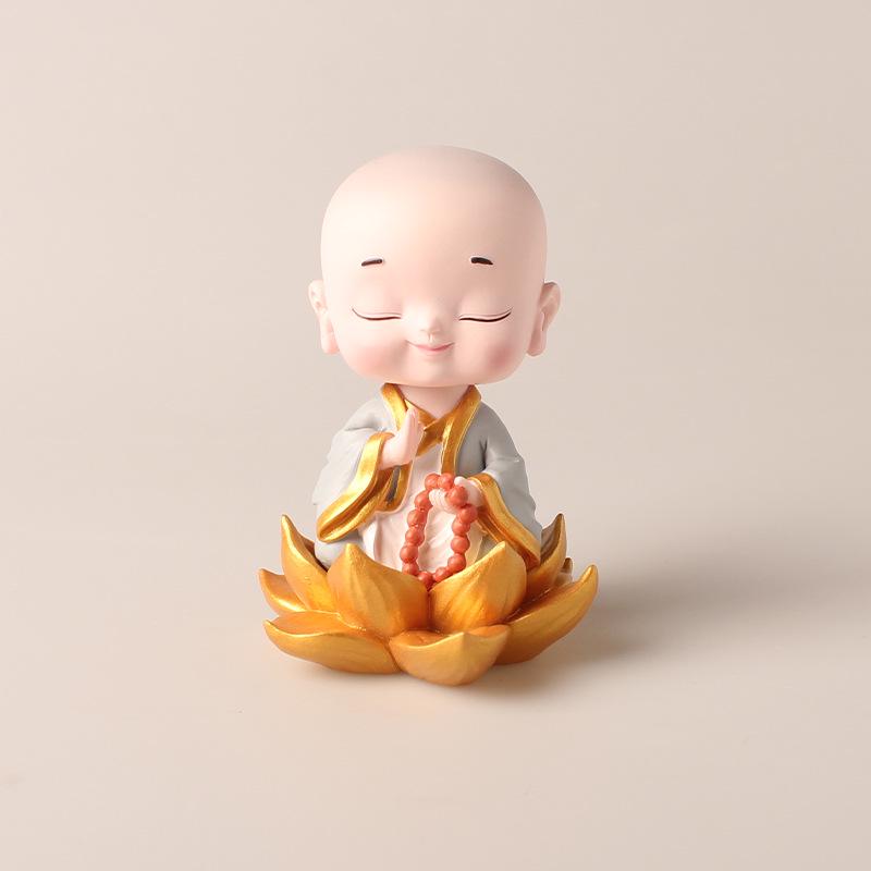 Дзен-декор автомобиля: Набор из четырех украшений в виде качающейся головы монаха для украшения интерьера