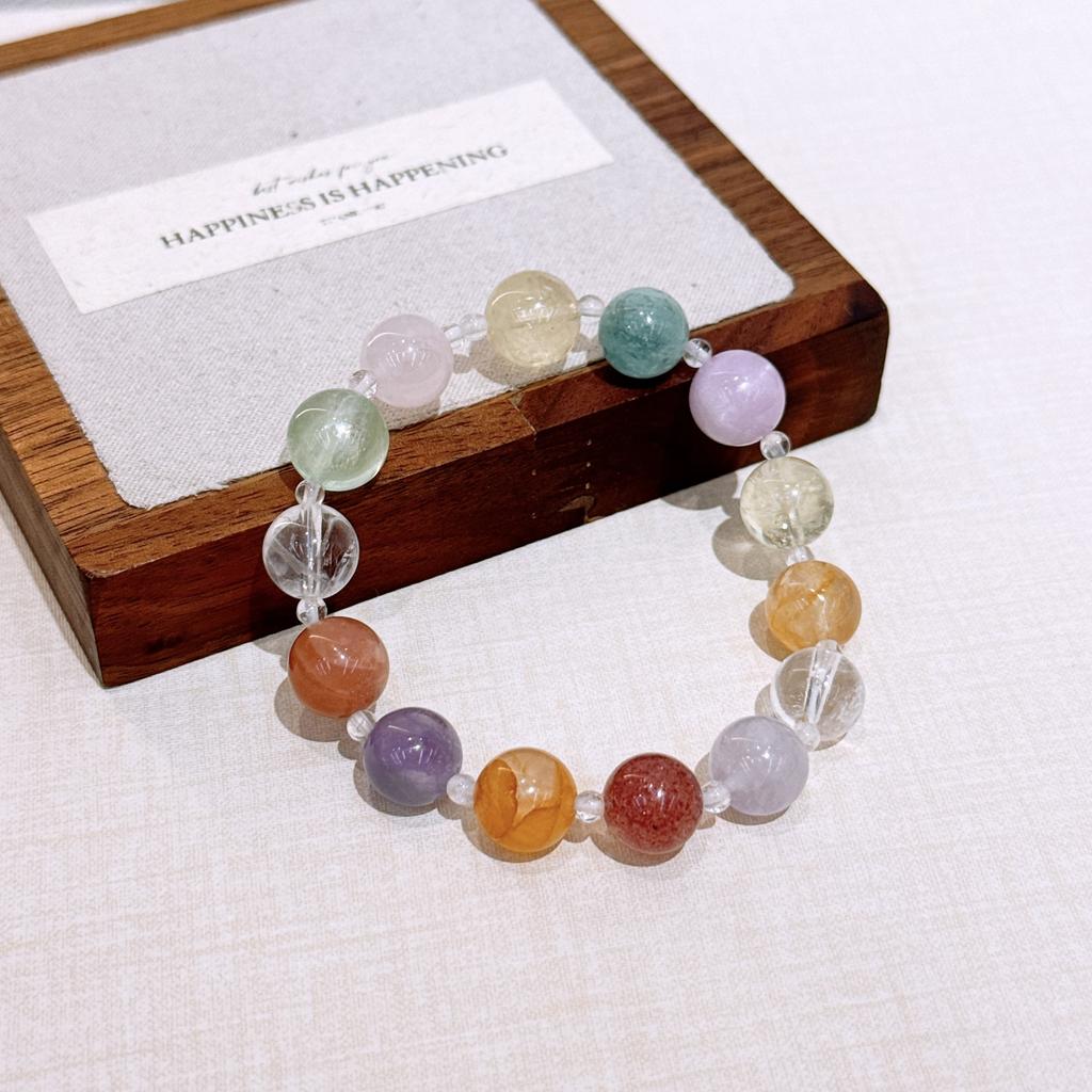 Natural multi-gemstone crystal bracelet Rainbow Candy Color Transfer Beads Unique and versatile bracelet with a niche design