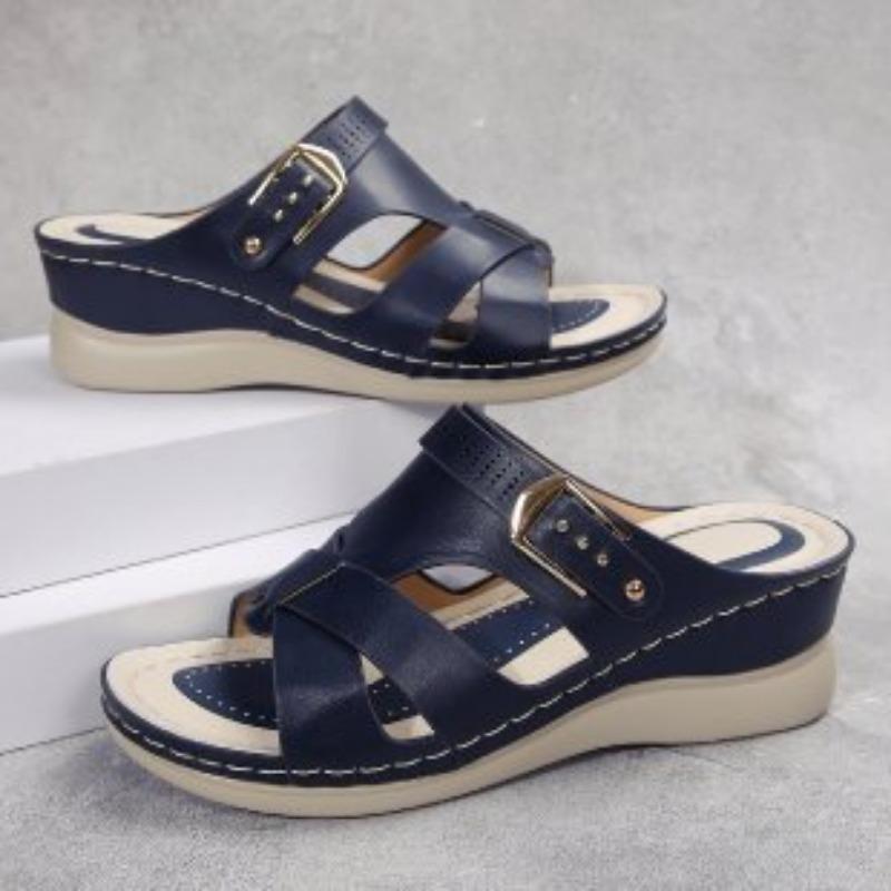 Summer New Large Size Wind Light Slope Heel Women's Slippers Metal Belt Buckle Beach Shoes Women