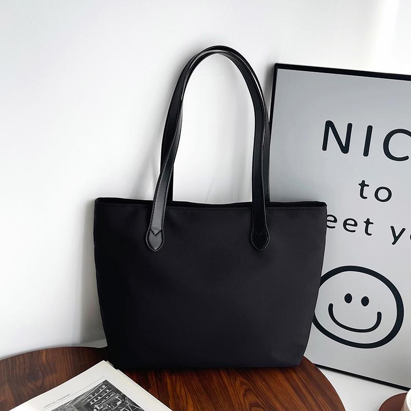 Стильная женская холщовая нейлоновая сумка-тоут подмышку: Универсальная, вместительная сумка на одно плечо