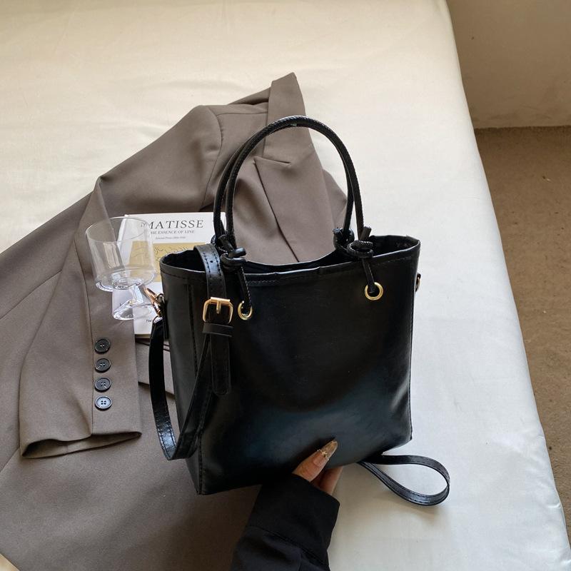 Простая и модная сумочка весна новая ретро текстура сумка-ведро практичная на плечо сумка-мессенджер