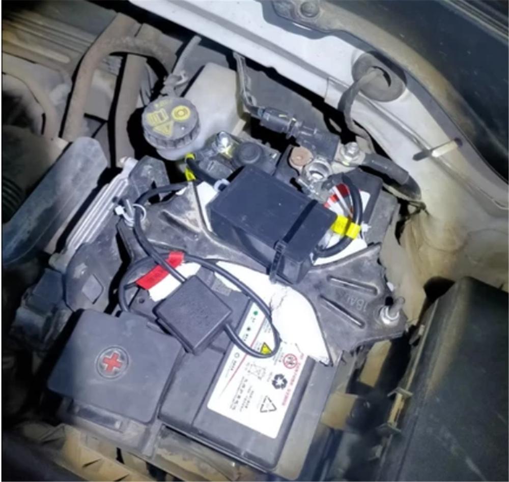 Universal Integrated Automatic Car Wireless Remote Control For Disconnecting Car Battery, Isolator, Main Switch