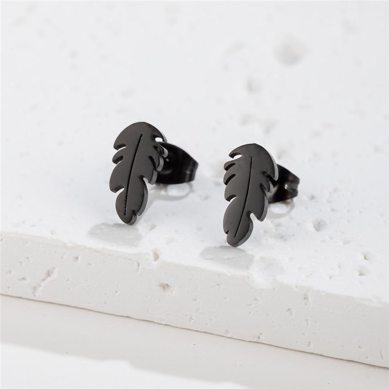 Vintage Small Leaf Stud Earrings for Women Golden Minimalist Stainless Steel Feather Earings Ear Piercing Jewelry Pendientes