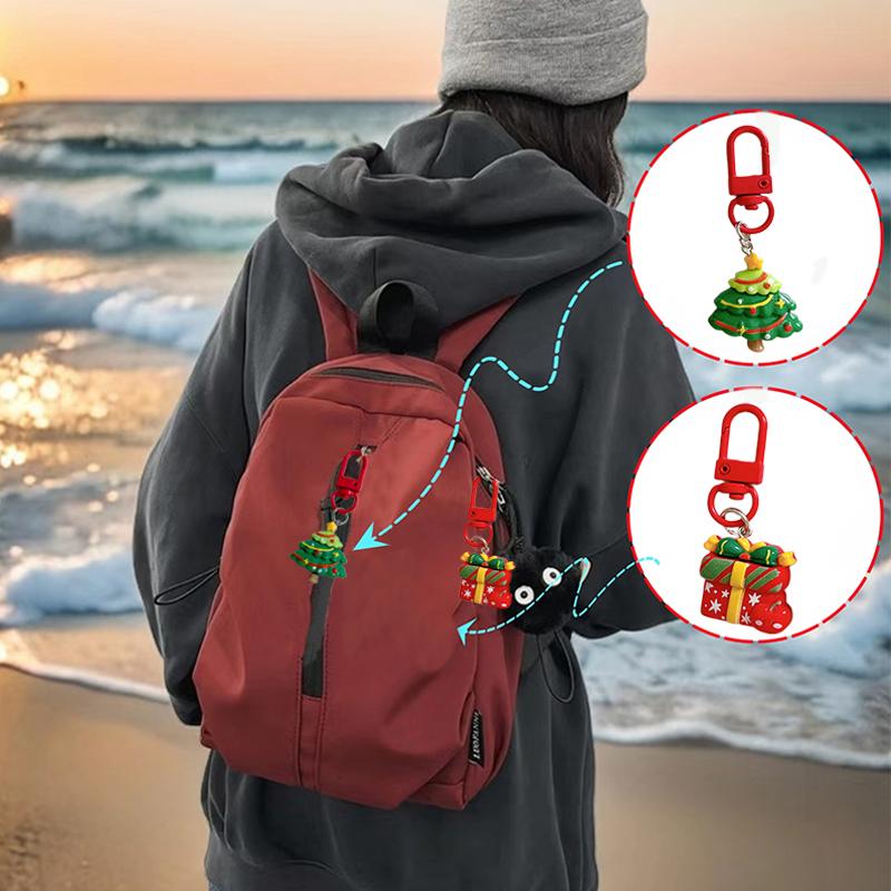 1PC Cartoon Shape Xmas Key Rings For Friends Key Holders Holiday Bag Pendants Part Resin Gifts Multiple Options Available