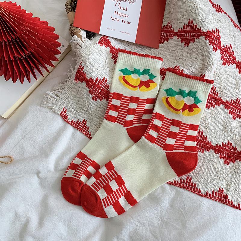 Женские рождественские красные носки до середины икры: Устойчивый к запаху, дышащий, унисекс, идеально подходит для осени и зимы.