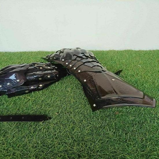 Medieval Black Gauntlet Pair Accents Knight Crusader Armor Steel Gauntlet Gloves