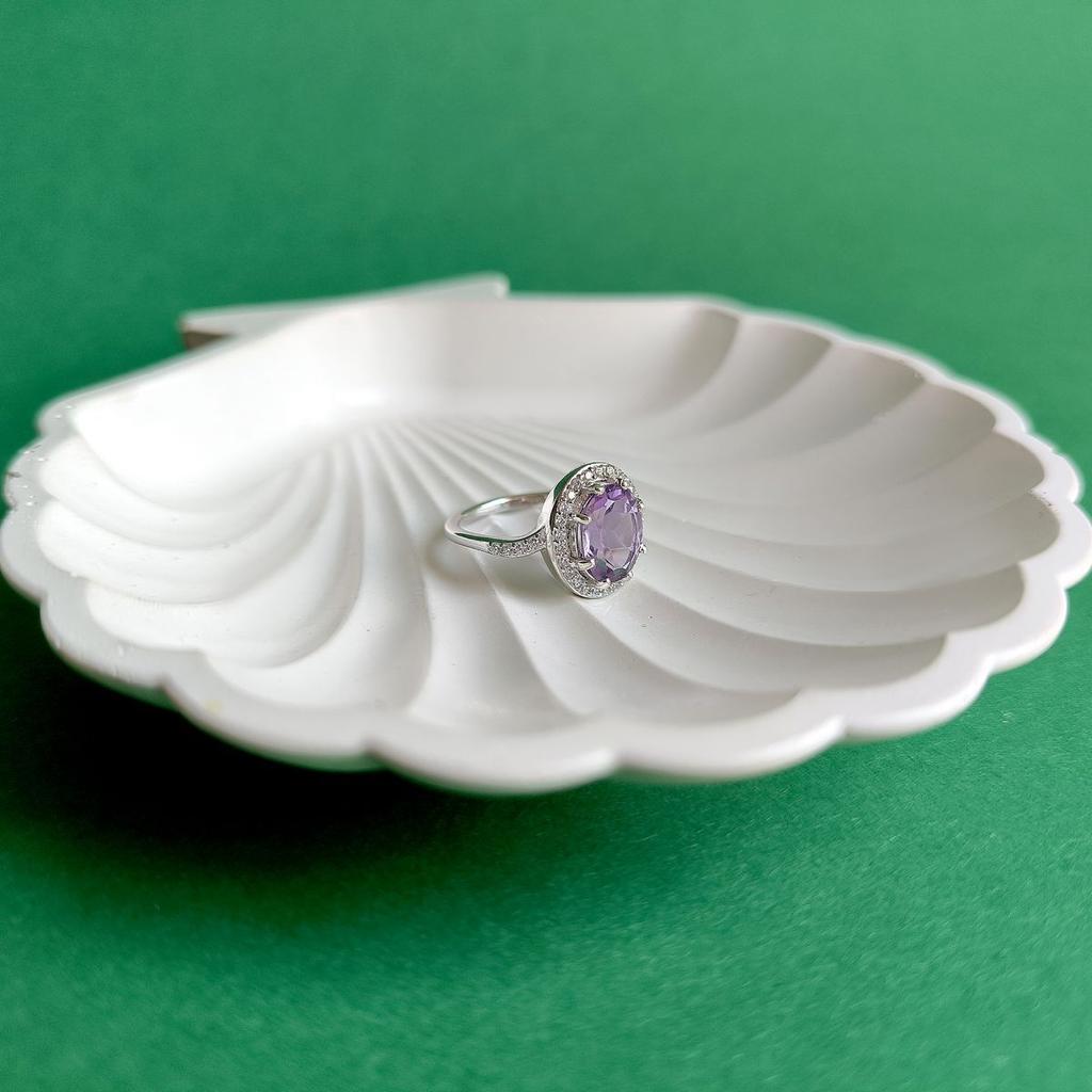 Серебряное кольцо с натуральным аметистом 2.627ct, вес изделия 3,64 гр (2163312)