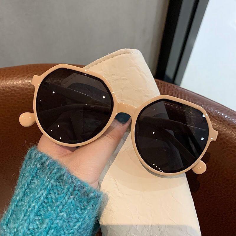 Vintage Women Sunglasses Round Frame Fashion Outdoor Beach Vacation Sunglasses Non Polarized Glasses