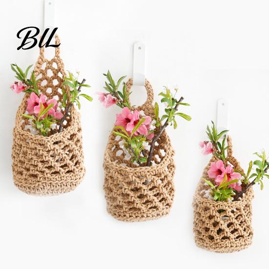 Breathable Plant Pot Holder Storage Basket with Handle Wall Hanging Baskets Planter for Herbs Hand-Woven Cotton Rope Planters Fruits Plants Decorative