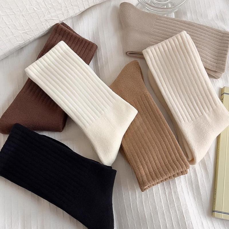 Женские спортивные носки до середины икры из хлопка с нескользящей подошвой - Однотонные, с облегающей талию резинкой, в стиле Y2K, дышащие, с махровой подошвой