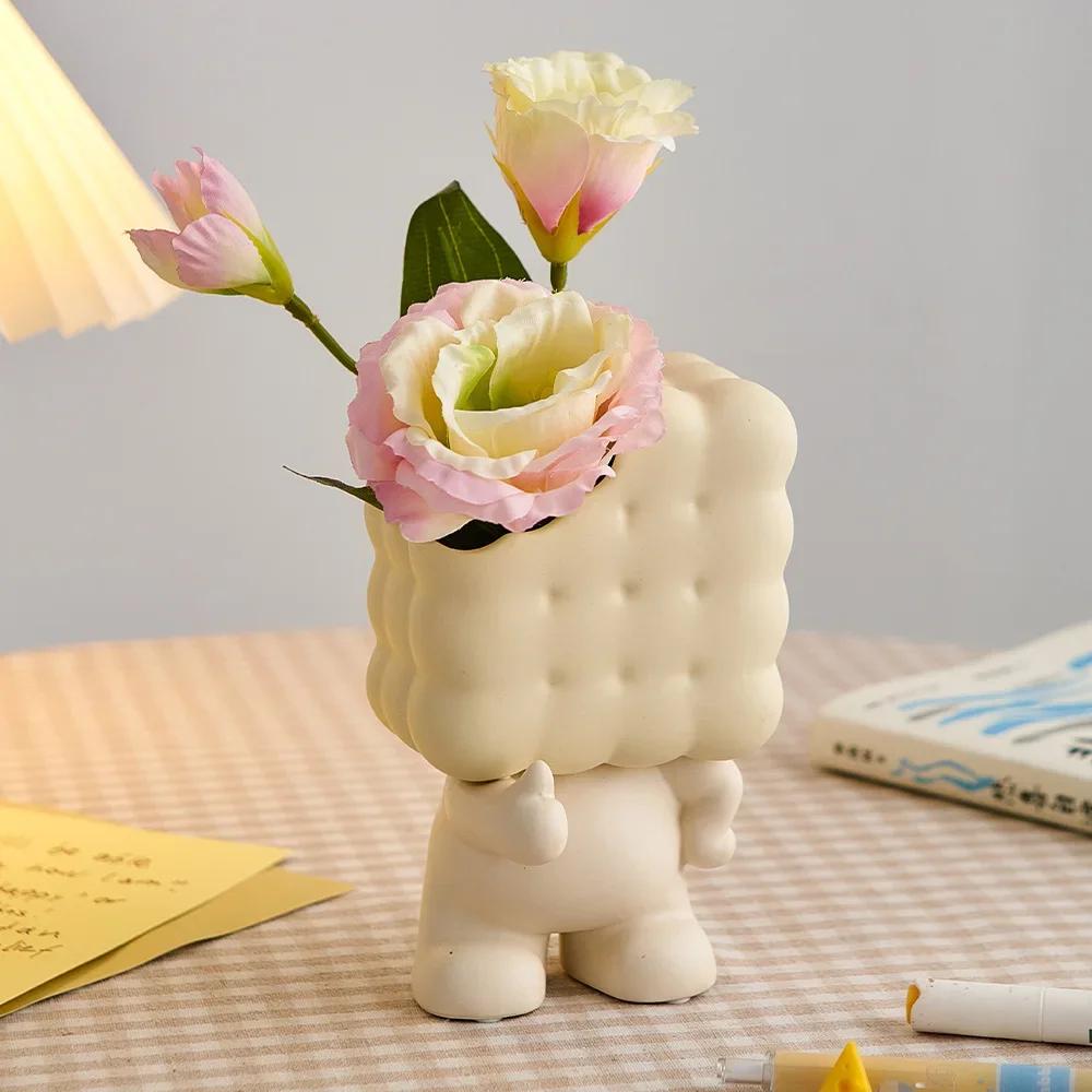 Творческий домашний декор, бисквитный человечек, украшения, керамическая статуэтка, многофункциональный настольный декор, держатель для ручек, ваза, декор, подарок на день рождения
