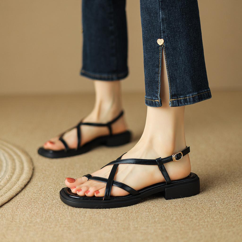 Fashion Women's Flat Sandals for Women Cross-Strap Sandals Flip Flops Slip On Lighting Sandals Designers Hollow Beach Shoes Roman Shoes