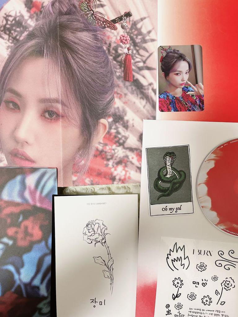 [USED] Free Shipping (G)I-DLE I BURN Flower Ver. Soyeon, Miyeon, Soojin