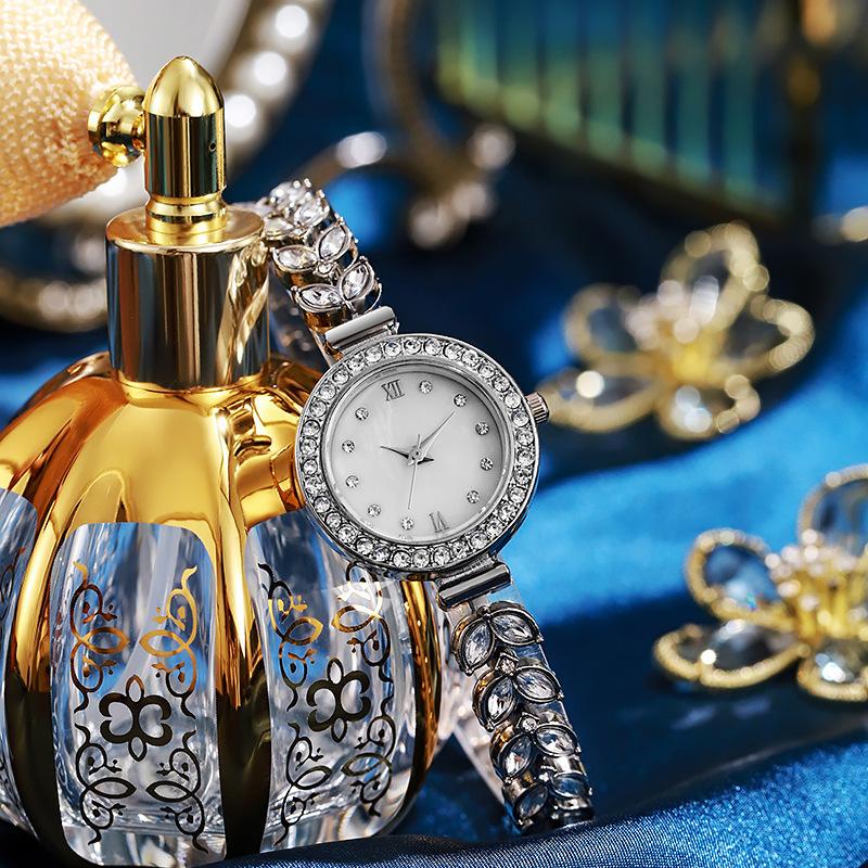 Женские часы Русалочья цепочка Легкая роскошь Бриллиант Свободная регулировка Браслет Золото Beimu Женские Модные Кварцевые часы