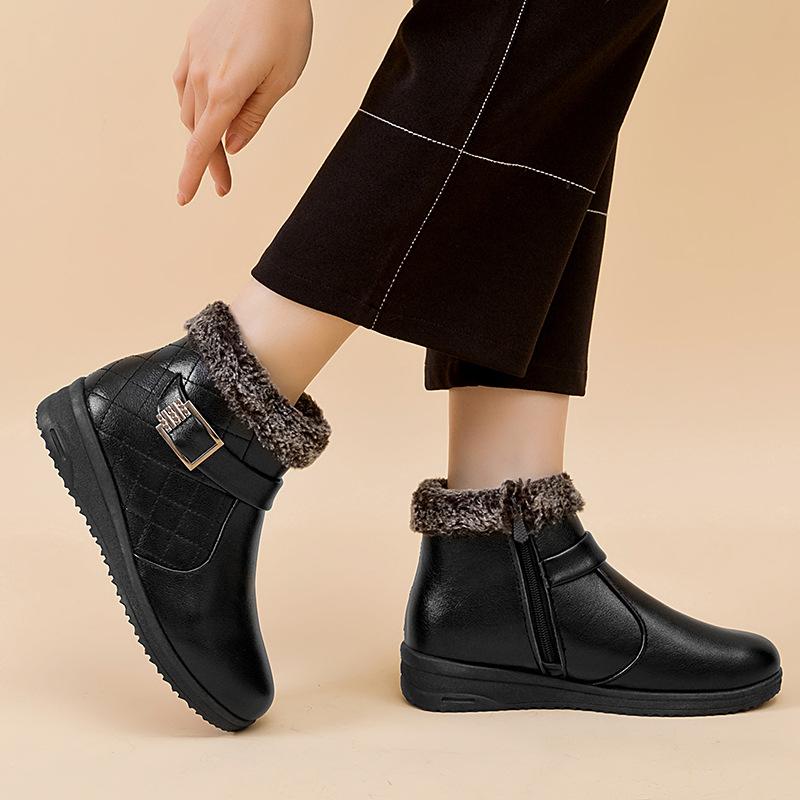 Горячие продажи мягкие кожаные женские водонепроницаемые повседневные нескользящие удобные короткие ботинки средней длины для пожилых женщин из хлопка и плюша