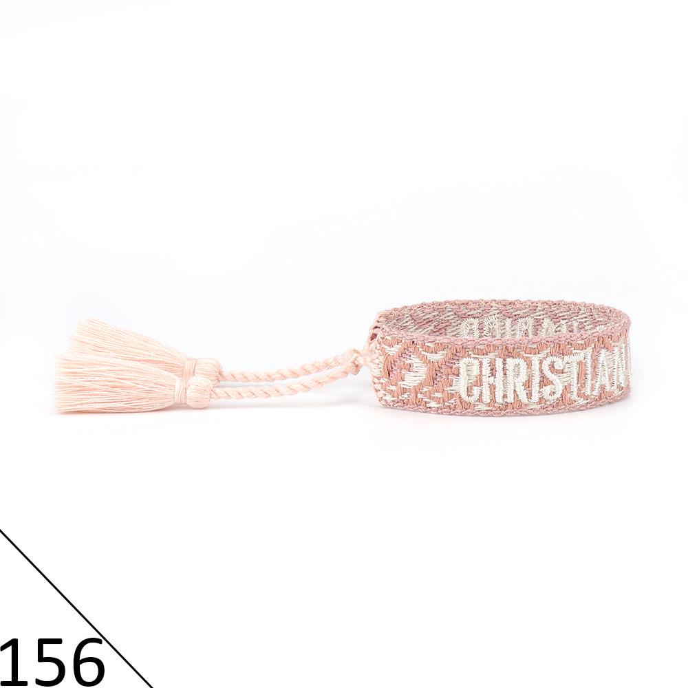 Браслет дружбы ручной работы с вышивкой и кисточками для женщин