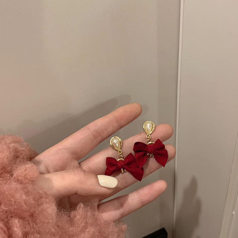 Новинка 2023 года, корейские простые серьги, очаровательные серьги для девочек, блестящие элегантные серьги с красной бабочкой для влюбленных, серьги-подвески с бантом