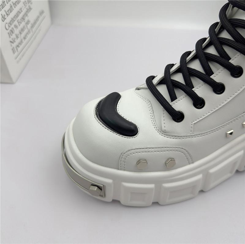 Fashion New Designer Men's Fashion Height Increasing Causal Shoes Male Retro High Tops Flats Moccasins Walking Sneakers Ankle Boots