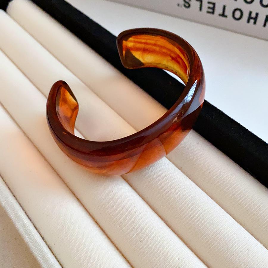 Round Smudging Bangles for Women European and American Punk Acrylic Cuff Bracelets Goth Geometric Charms Wristband Jewelry M1