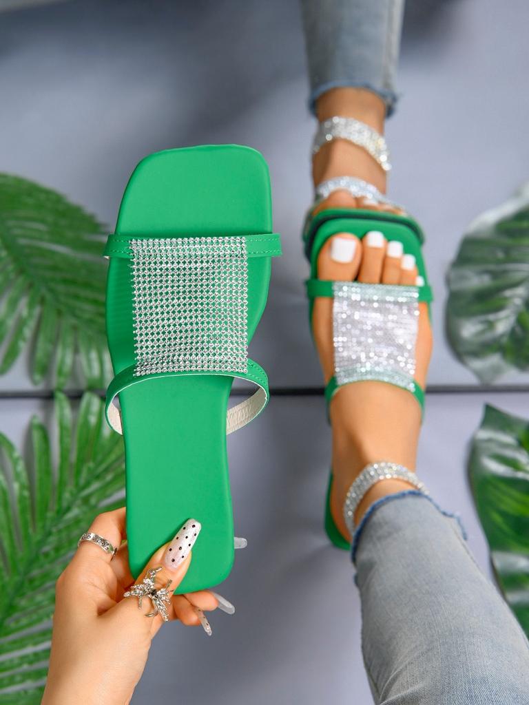 Fashion Internet Celebrity Ladies Flat Slippers New Starry Colorful Rhinestones Fashion Word with Outdoor Leisure Beach Summer Slippers