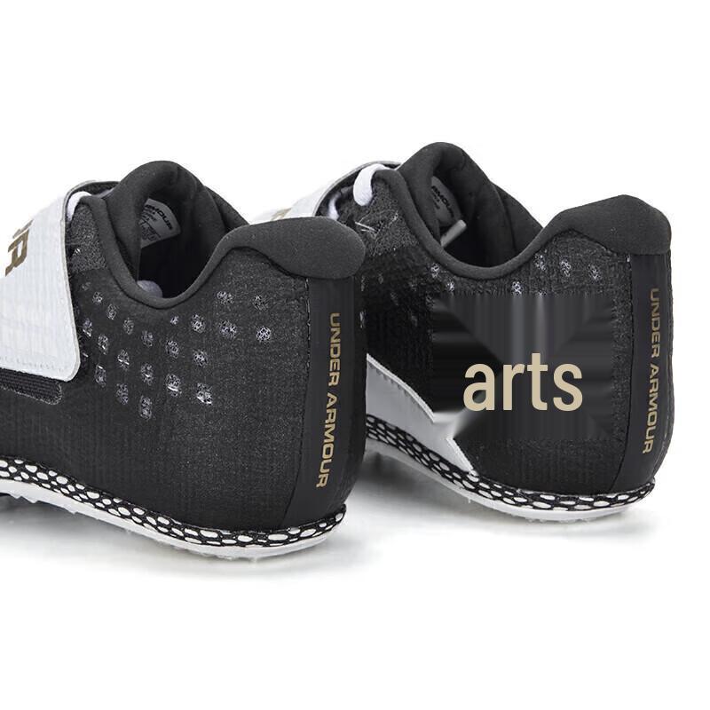 Under Armour Мужские шиповки HOVR Skyline