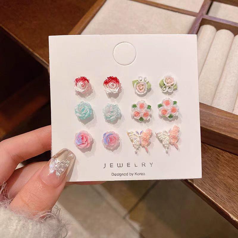 «Очаровательные серебряные серьги-бабочки с иголками — нежный, изысканный и свежий дизайн»