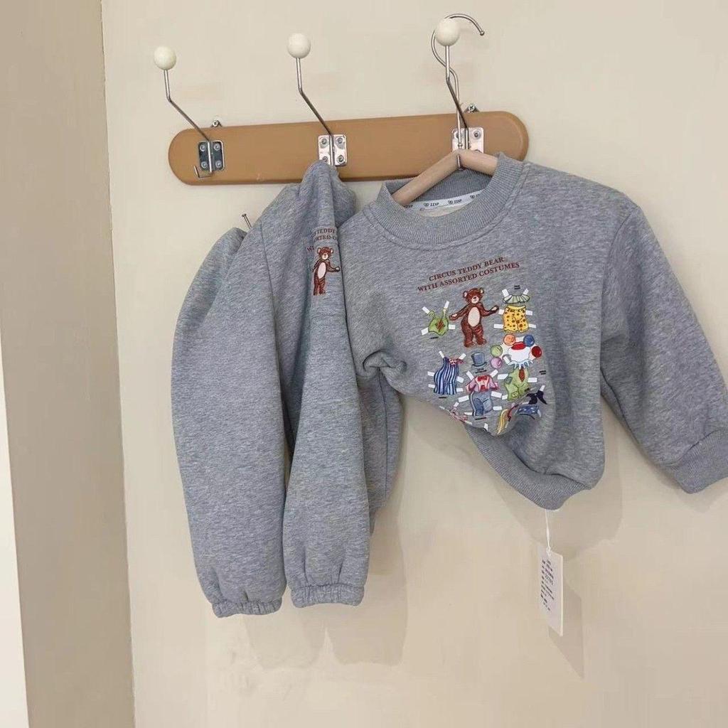 Girls' 2023 Winter Fleece Two-Piece Set: Cute Cartoon Sweatshirt & Sweatpants, Korean Style