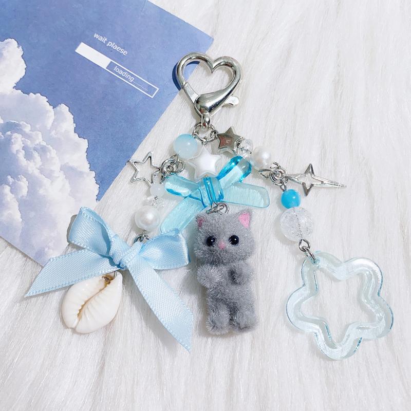 Creative Cute Flocked Kitten Strawberry Pendant Keychain Sweet Animal Keyring Backpack Decoration Accessories Best Friend Gifts