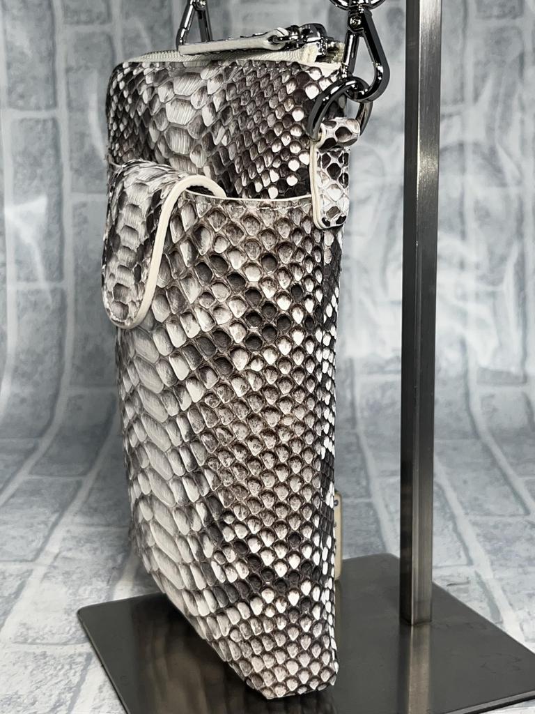 Smartphone Pochette 3WAY Python Genuine Leather Shoulder Bag with Coin Case for Women and Men Black Snakeskin Snakeskin Smartphone Pochette Pochette