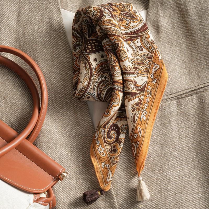 Coffee Horse 71 Premium Cotton and Linen Small Square Scarf Women's Retro Velvet Neck Small Silk Scarf Thin Scarf