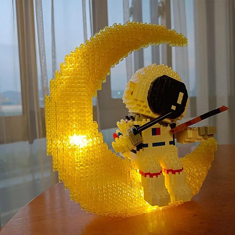 Astronaut City Building Blocks With Led Light Confession Balloon Whale Astronaut Mini Diamond Bricks Toys For Childrens Gift