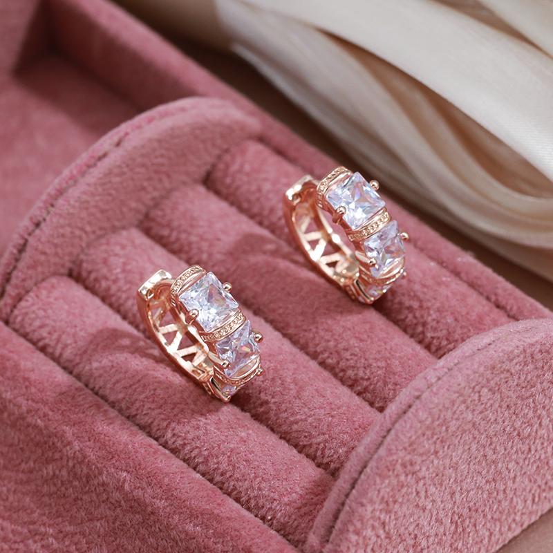 Женские серьги-кольца с блестящими квадратными цирконами Kinel