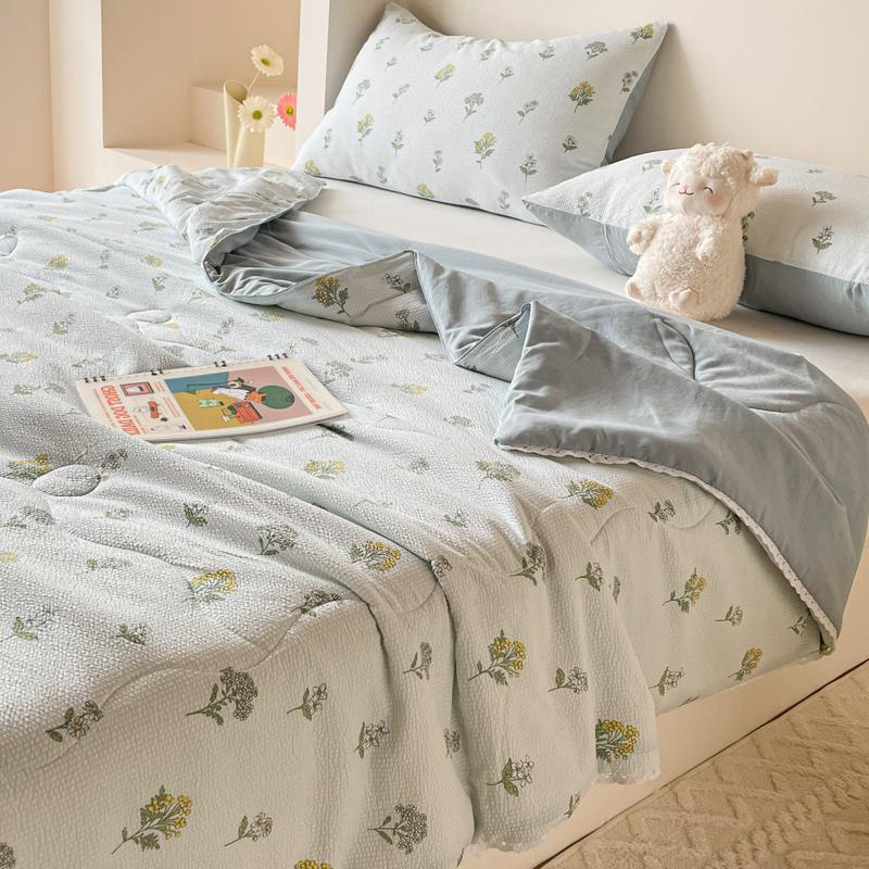 Summer Cool Comforter Quilt Super Soft Lightweight Blanket Smooth Air Condition Quilt Bedspread King Size Couple Bed Duvets