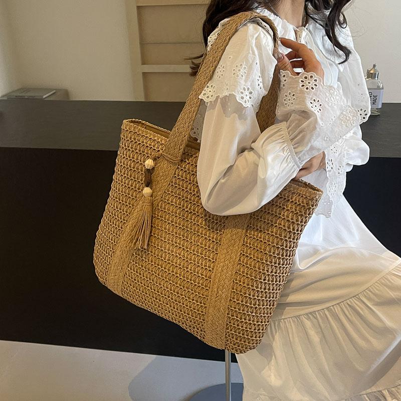Плетеная соломенная сумка-тоут ручной работы Женская летняя пляжная сумка с кисточкой и легким дизайном