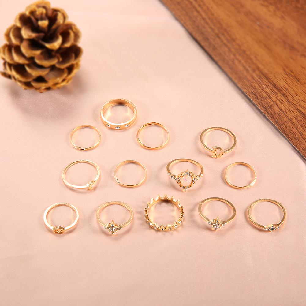 Комплект из 13 колец в стиле ретро с европейскими и американскими опалами, короной, бриллиантами, звездами и луной