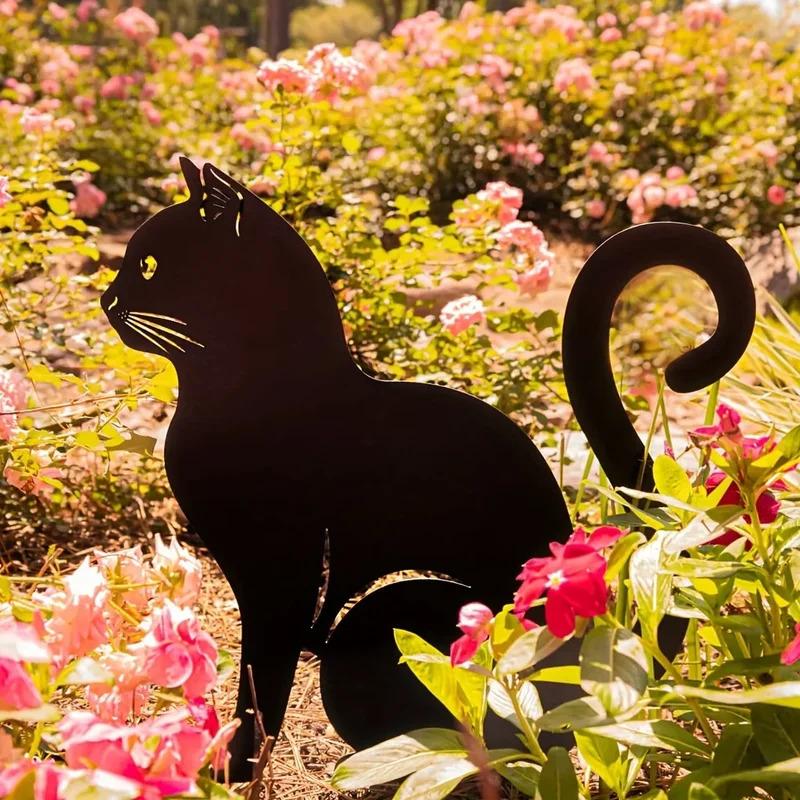 Cute Cat Decorative Garden Silhouette Stake, Family Theme Design, Outdoor Animal Statue Suitable for Garden Lawns