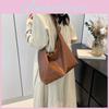 Modern Elegant 2024 Summer Women's Shoulder Bag Fashionable Tote With Soft Pu Material And Unique Design